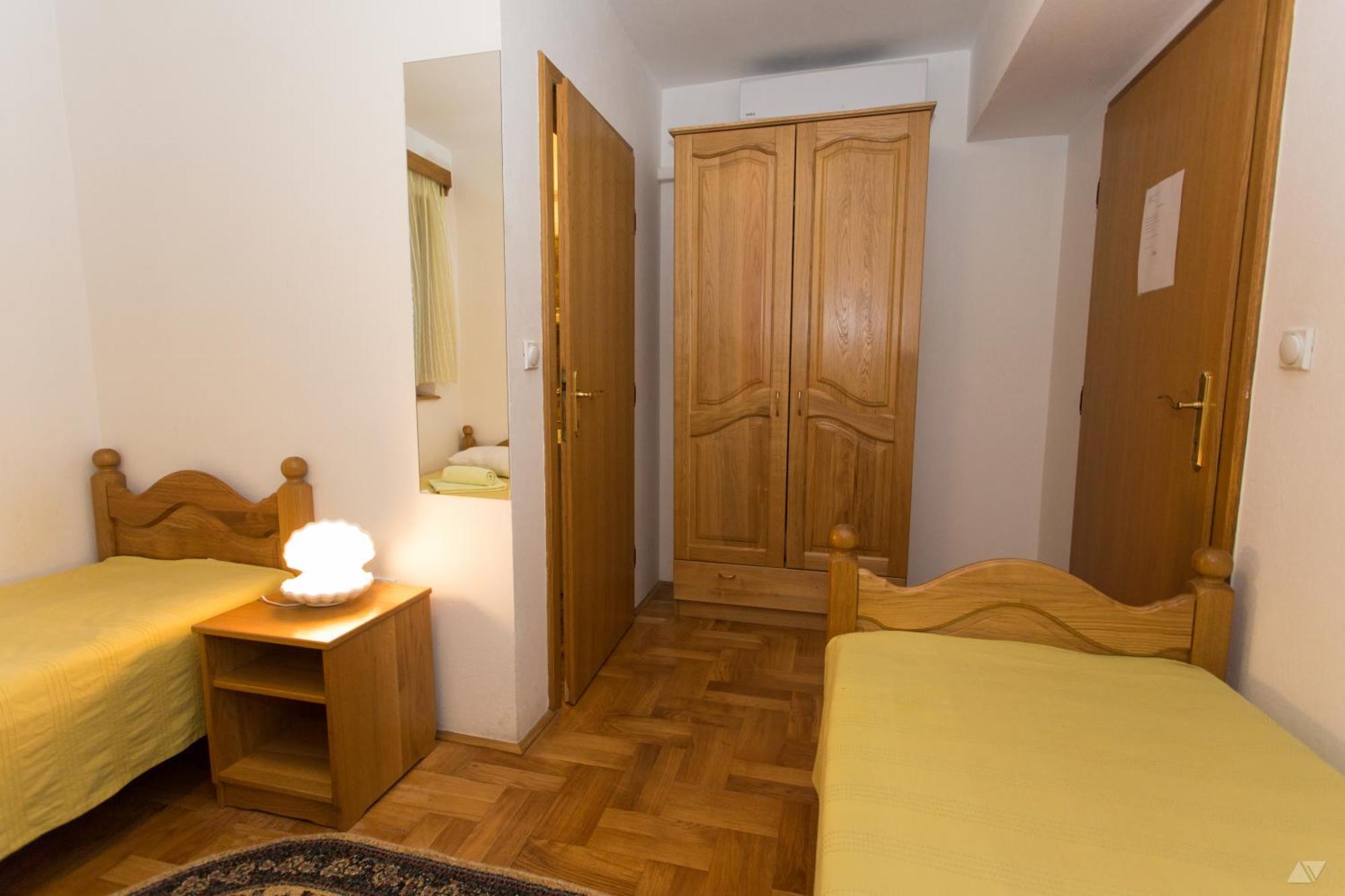Kod Ribica Bed & Breakfast Jasenovac Exterior foto